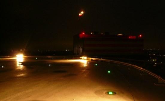 Landeplatzbefeuerung bei Nacht